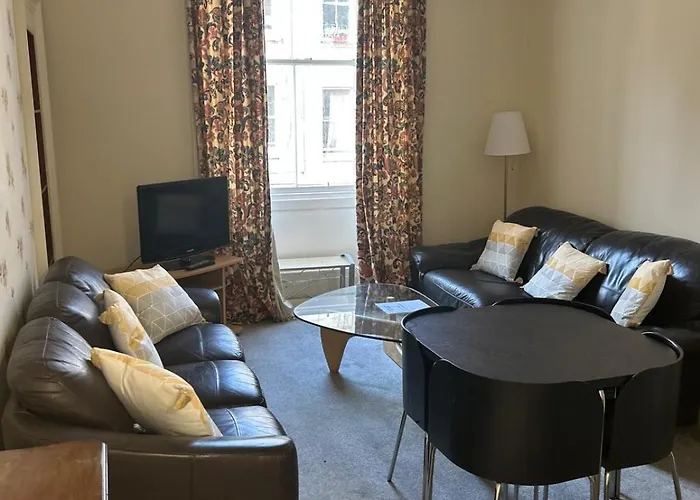Central, Cafe Society Around The Corner, Barony Street Apartment